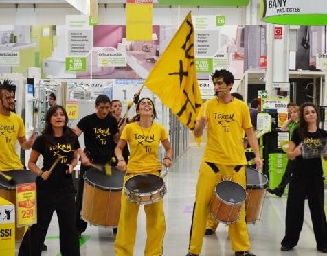 Batukada en centro comercial